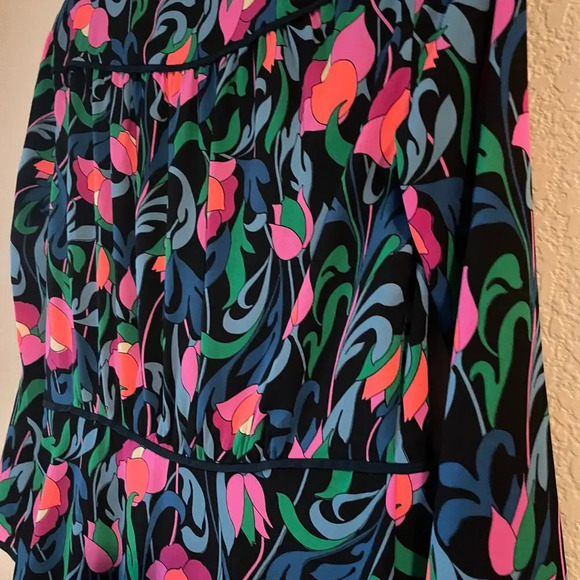 Kate Spade Floral Swirl Surplice Dress Size 6 Bright Wrap Ruffle Hem - Picture 7 of 8